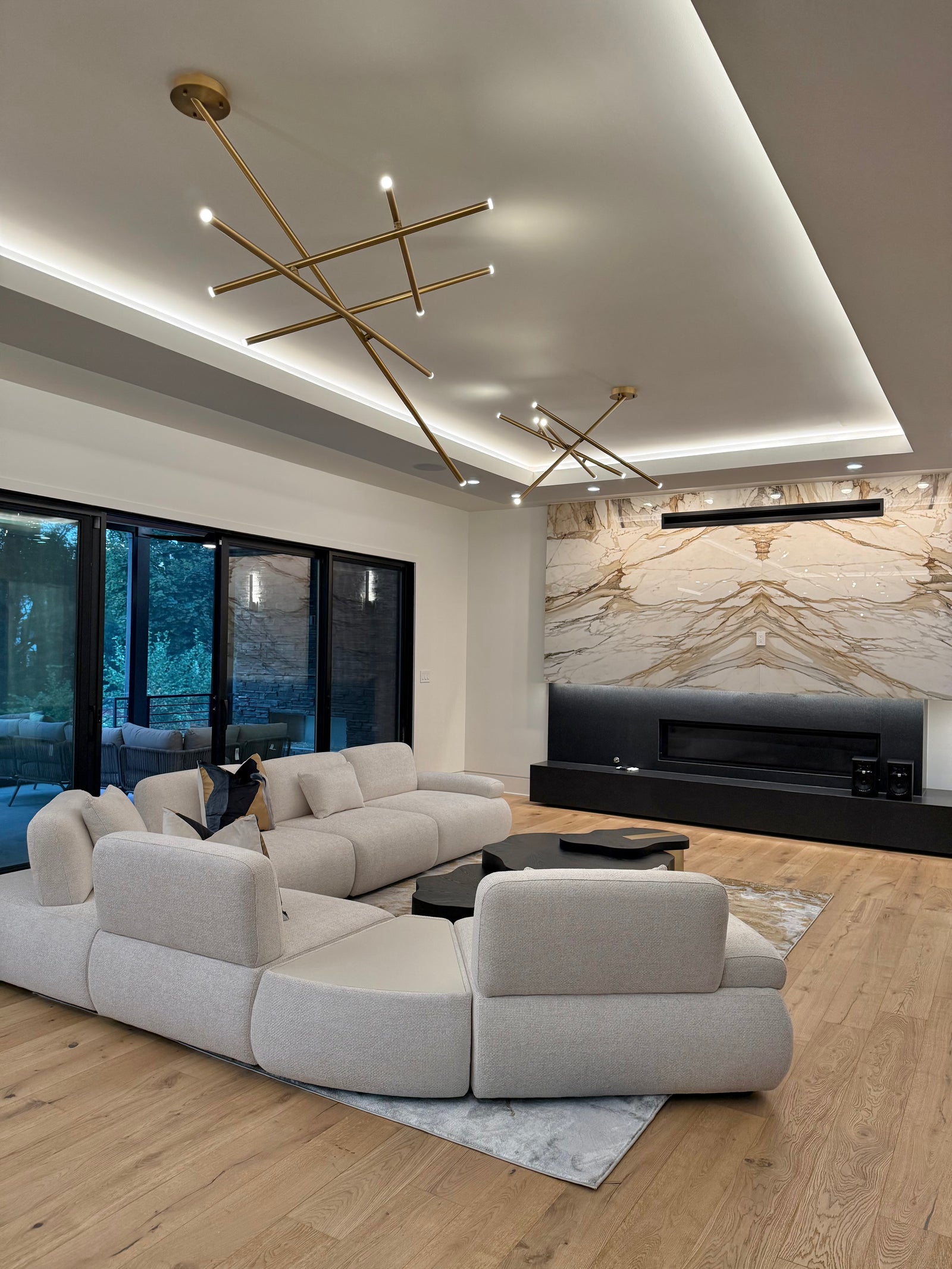 Contemporary Retreat in McLean living room in McLean Virginia featuring the Astor 5-Piece Modular Sectional