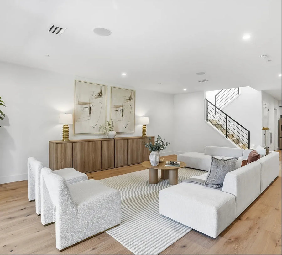 A Sunlit Modern Home in Bethesda